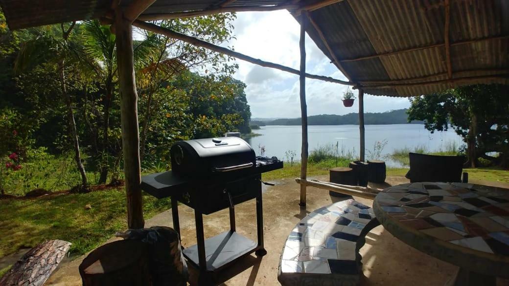 Hotel Jungle Eco Reserve à Colon Extérieur photo